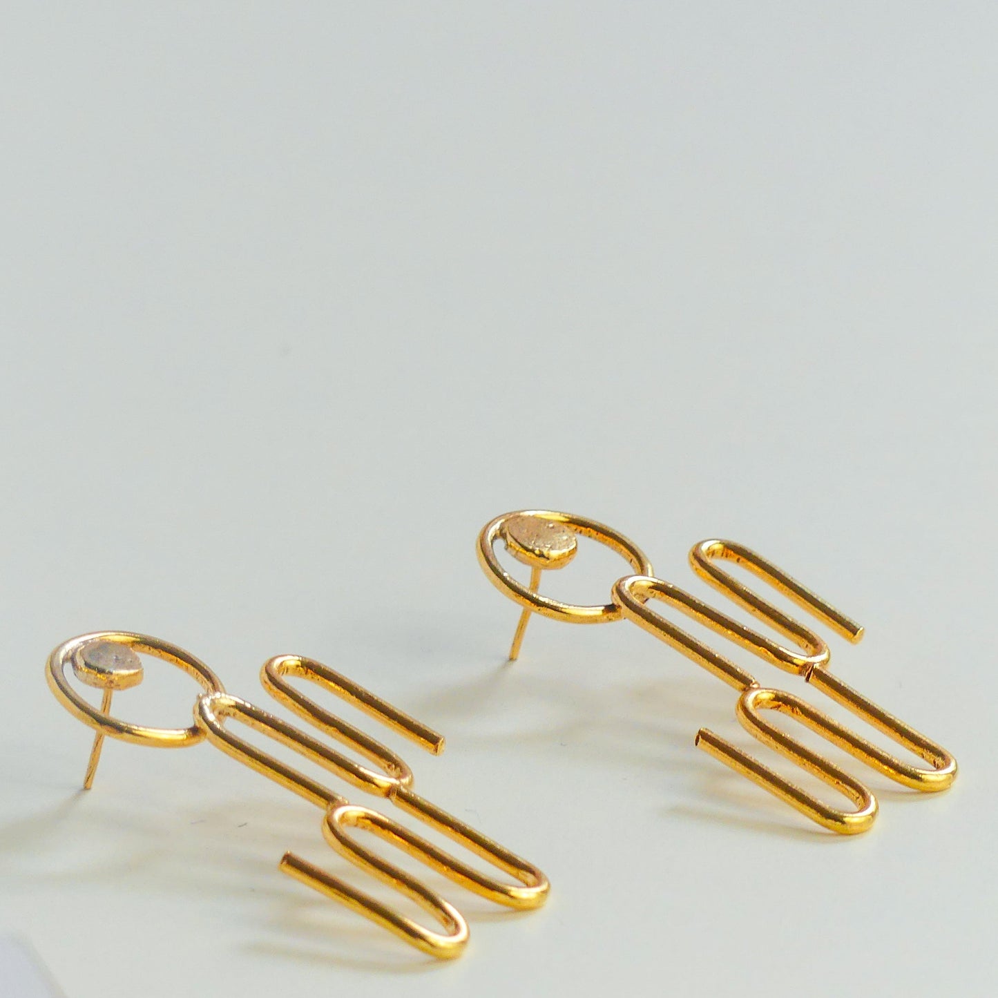 Boucles d’oreille N – Nom
