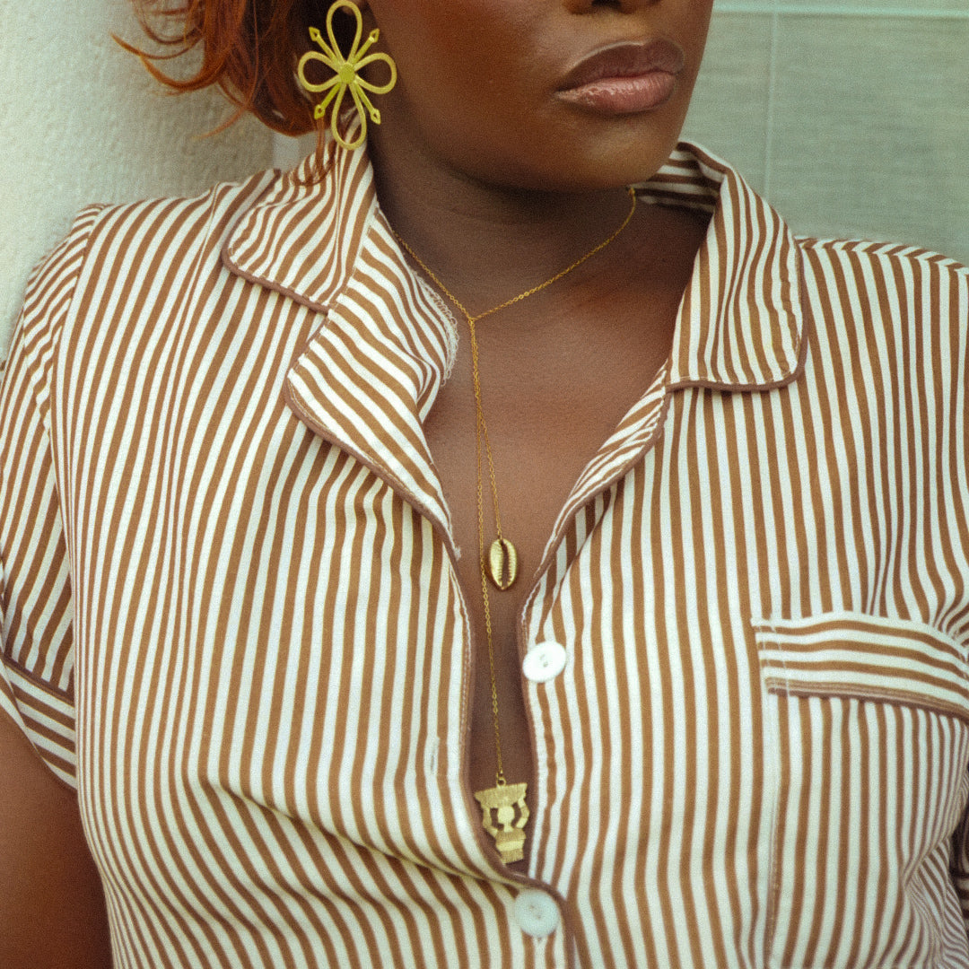 Collier femme porteuse