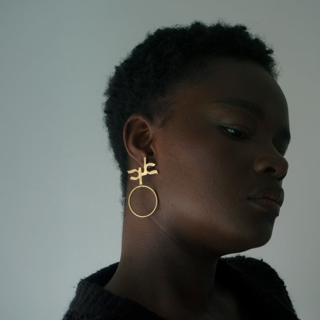 Boucles d’oreille F – Fierté