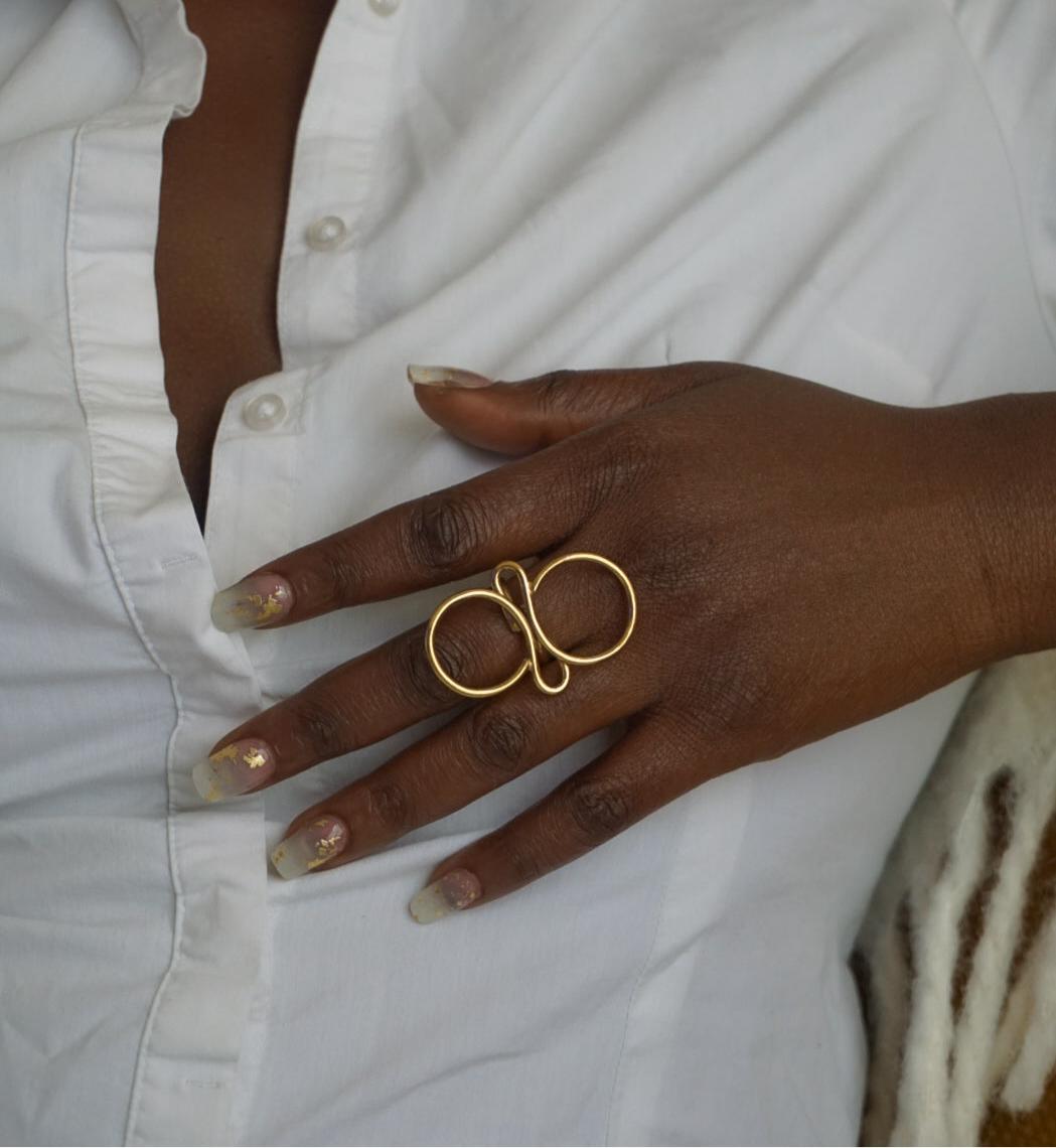 Bague en bronze G Vertical