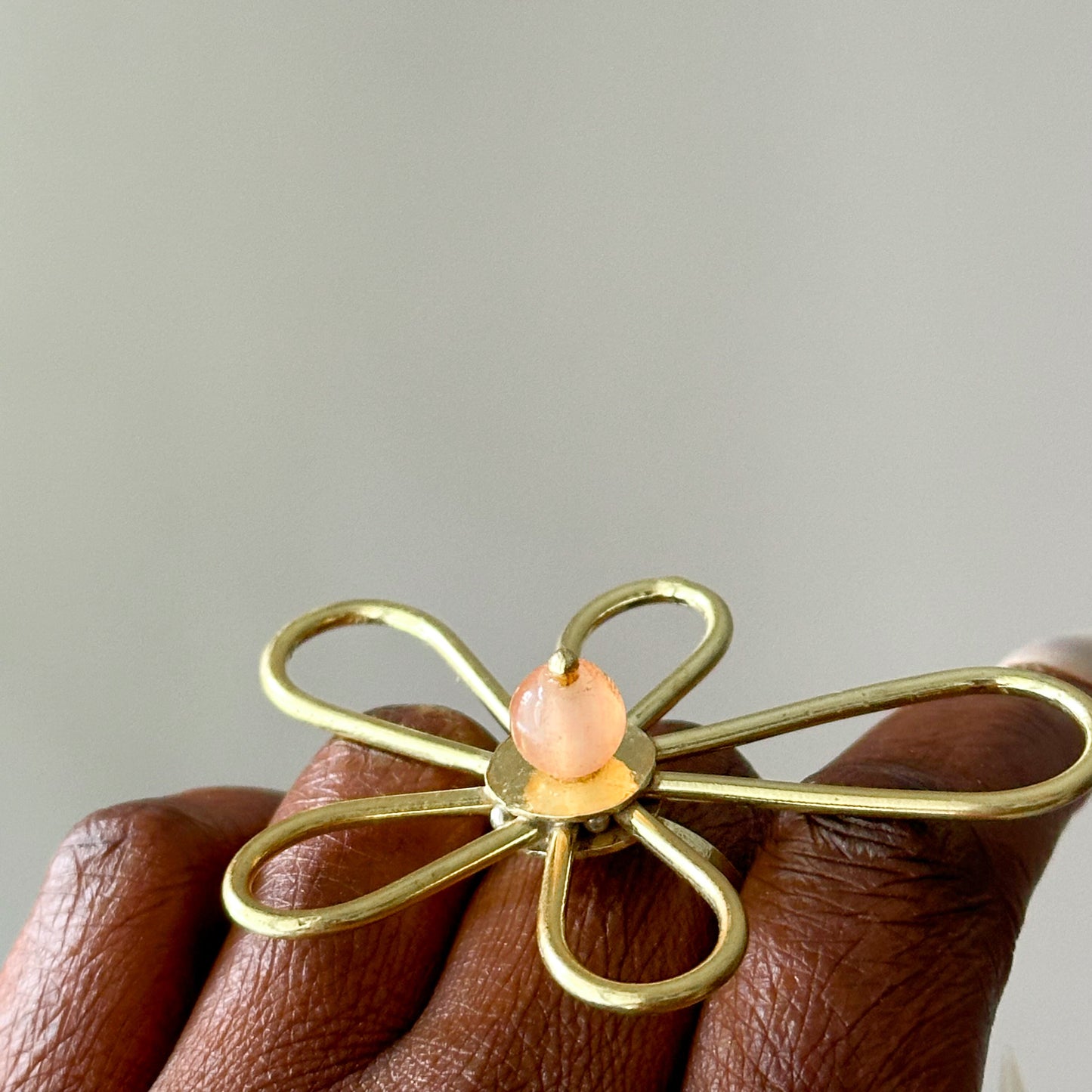 Bague Ethnique en Bronze Whévo avec perle Beige