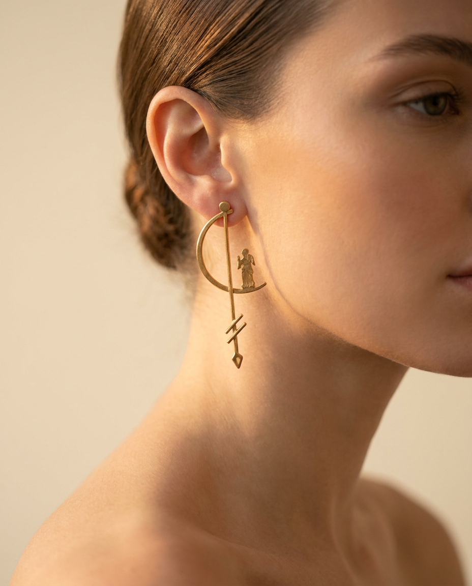 Boucles d'oreille en Bronze Tassi portées